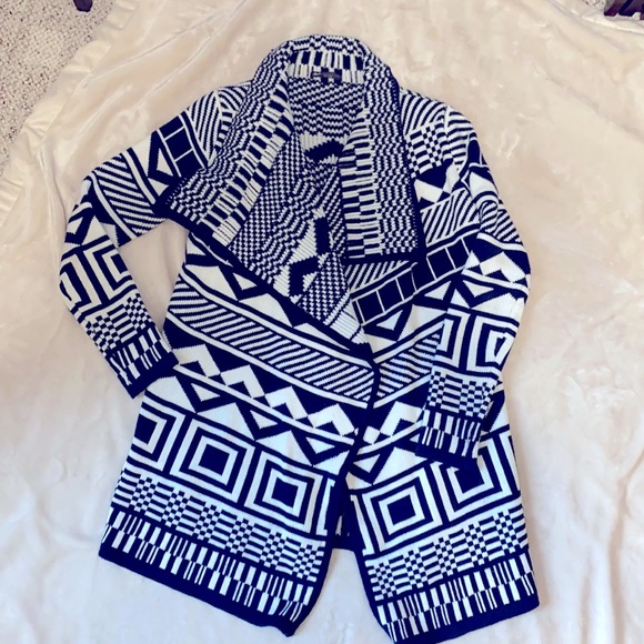 Wrap sweater - Picture 1 of 3